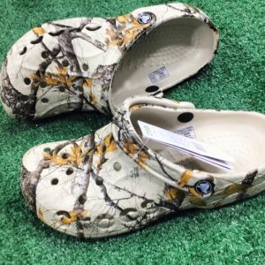 Crocs BAYA PRINT CLOG beige