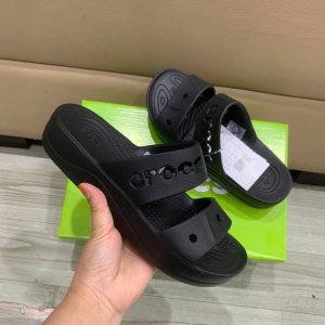 crocs Baya platform slide black
